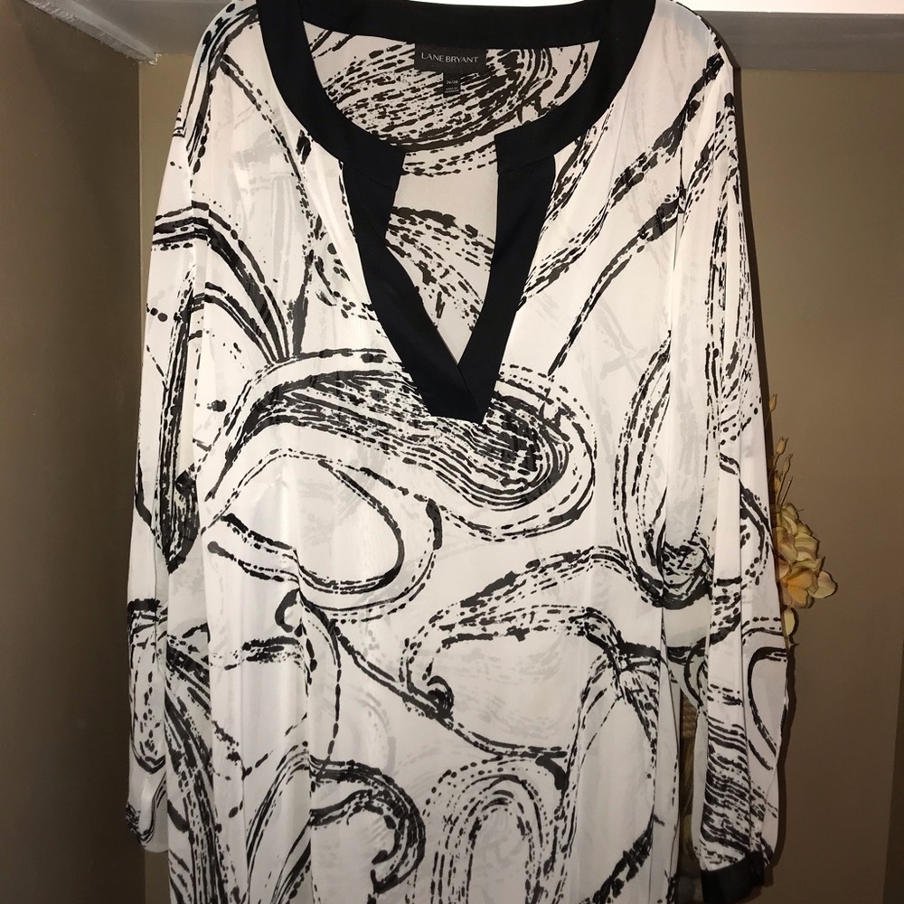 Lane Bryant Black and white tunic 🖤🖤🖤